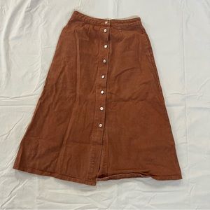 Hazelnut button front denim skirt! Shin length!